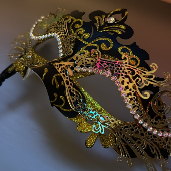 Masquerade Mask Hand Held Black Gold Silver - Picture 4 of 4
